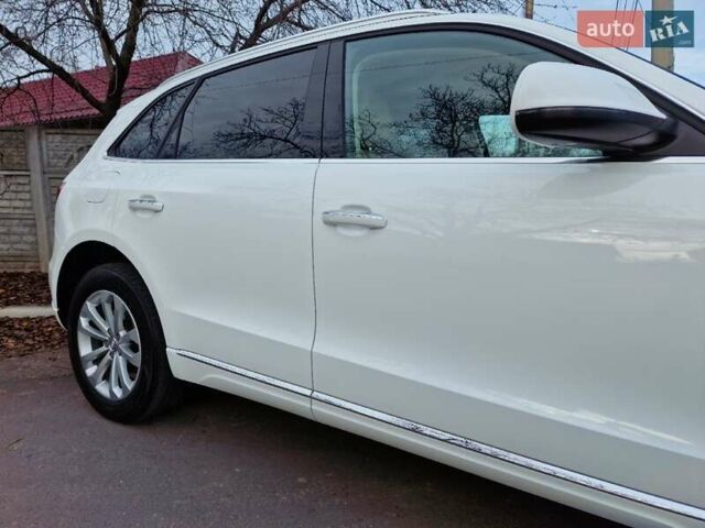 Білий Ауді Ку 5, об'ємом двигуна 2 л та пробігом 190 тис. км за 15555 $, фото 3 на Automoto.ua