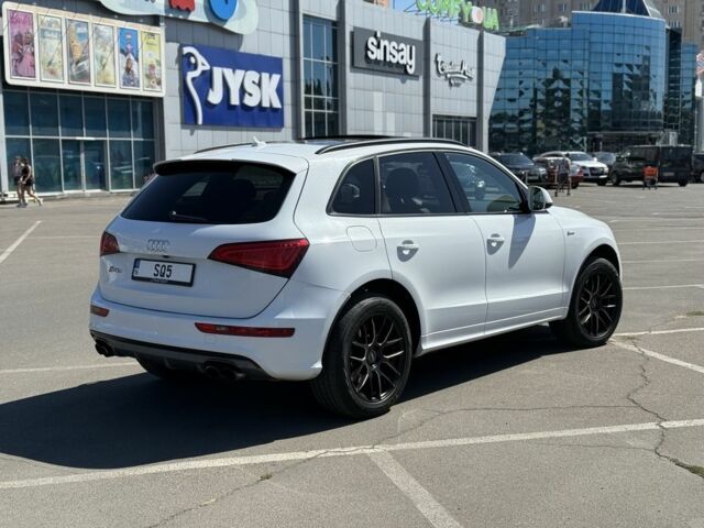 Белый Ауди Ку 5, объемом двигателя 3 л и пробегом 136 тыс. км за 22500 $, фото 3 на Automoto.ua