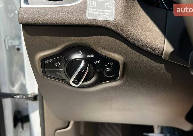 Белый Ауди Ку 5, объемом двигателя 2.97 л и пробегом 168 тыс. км за 18900 $, фото 15 на Automoto.ua