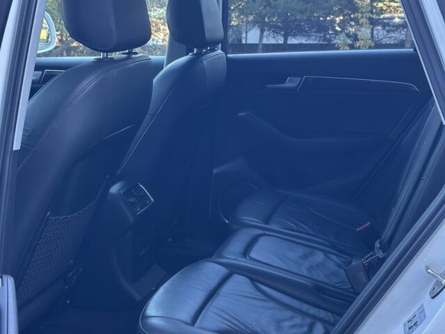 Белый Ауди Ку 5, объемом двигателя 3 л и пробегом 189 тыс. км за 16000 $, фото 14 на Automoto.ua