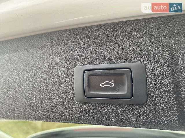 Білий Ауді Ку 5, об'ємом двигуна 3 л та пробігом 275 тис. км за 21800 $, фото 51 на Automoto.ua