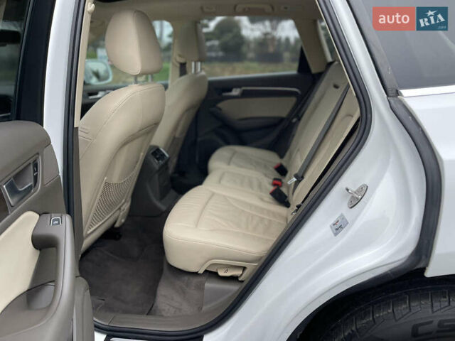 Білий Ауді Ку 5, об'ємом двигуна 2 л та пробігом 253 тис. км за 13500 $, фото 14 на Automoto.ua