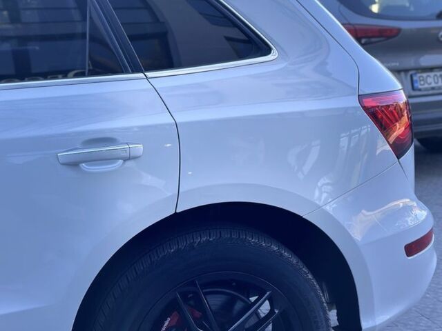 Белый Ауди Ку 5, объемом двигателя 3 л и пробегом 189 тыс. км за 16000 $, фото 9 на Automoto.ua