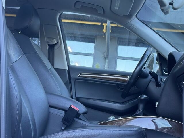 Белый Ауди Ку 5, объемом двигателя 3 л и пробегом 189 тыс. км за 16000 $, фото 17 на Automoto.ua