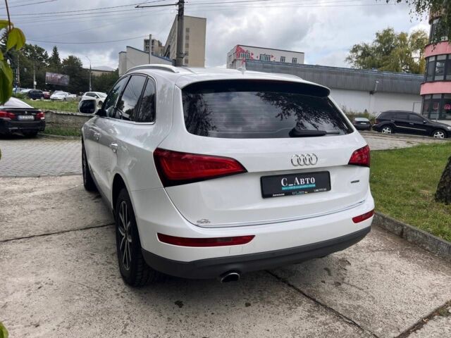 Білий Ауді Ку 5, об'ємом двигуна 2 л та пробігом 223 тис. км за 18900 $, фото 6 на Automoto.ua