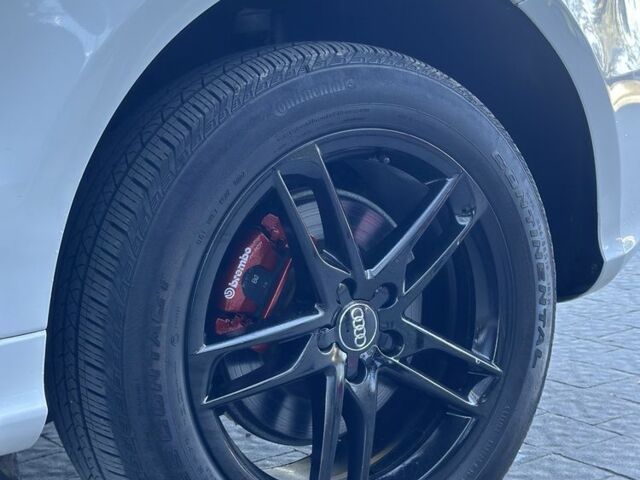 Белый Ауди Ку 5, объемом двигателя 3 л и пробегом 189 тыс. км за 16000 $, фото 10 на Automoto.ua