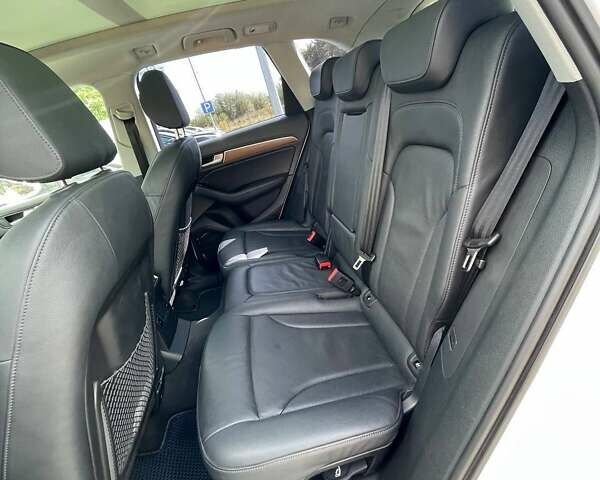 Білий Ауді Ку 5, об'ємом двигуна 2.97 л та пробігом 162 тис. км за 21500 $, фото 22 на Automoto.ua