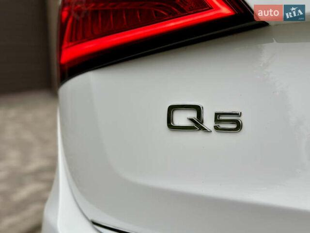 Белый Ауди Ку 5, объемом двигателя 1.98 л и пробегом 191 тыс. км за 16999 $, фото 17 на Automoto.ua