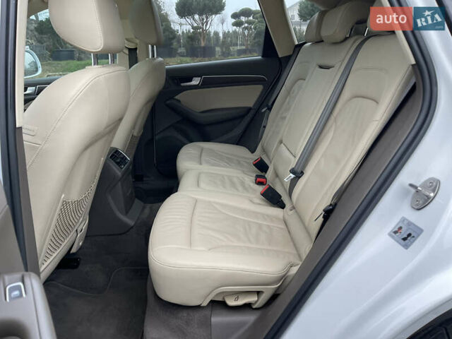 Білий Ауді Ку 5, об'ємом двигуна 2 л та пробігом 253 тис. км за 13500 $, фото 15 на Automoto.ua