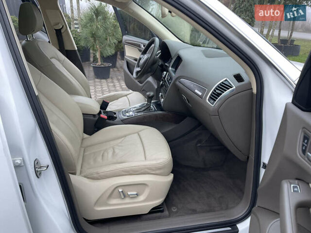 Білий Ауді Ку 5, об'ємом двигуна 2 л та пробігом 253 тис. км за 13500 $, фото 22 на Automoto.ua