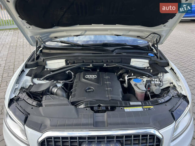 Белый Ауди Ку 5, объемом двигателя 2 л и пробегом 212 тыс. км за 14990 $, фото 51 на Automoto.ua