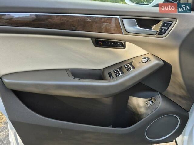 Белый Ауди Ку 5, объемом двигателя 1.98 л и пробегом 152 тыс. км за 17700 $, фото 44 на Automoto.ua