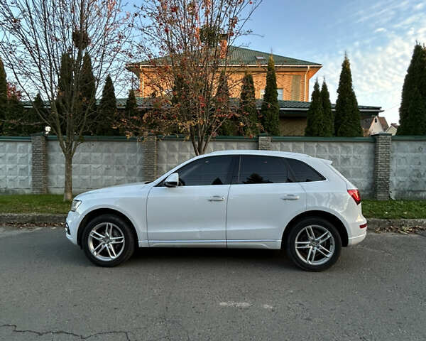 Білий Ауді Ку 5, об'ємом двигуна 1.98 л та пробігом 140 тис. км за 15499 $, фото 5 на Automoto.ua