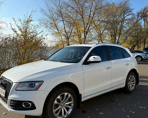 Белый Ауди Ку 5, объемом двигателя 1.98 л и пробегом 155 тыс. км за 14999 $, фото 4 на Automoto.ua