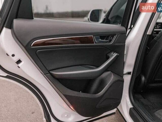 Белый Ауди Ку 5, объемом двигателя 1.98 л и пробегом 170 тыс. км за 14600 $, фото 51 на Automoto.ua