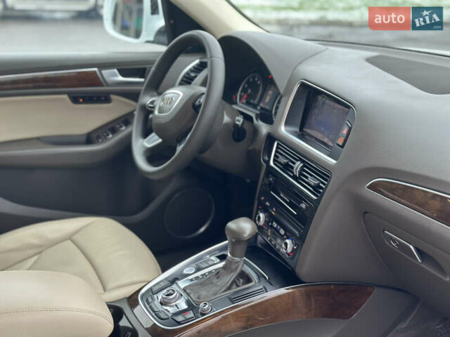 Білий Ауді Ку 5, об'ємом двигуна 2 л та пробігом 200 тис. км за 14990 $, фото 83 на Automoto.ua