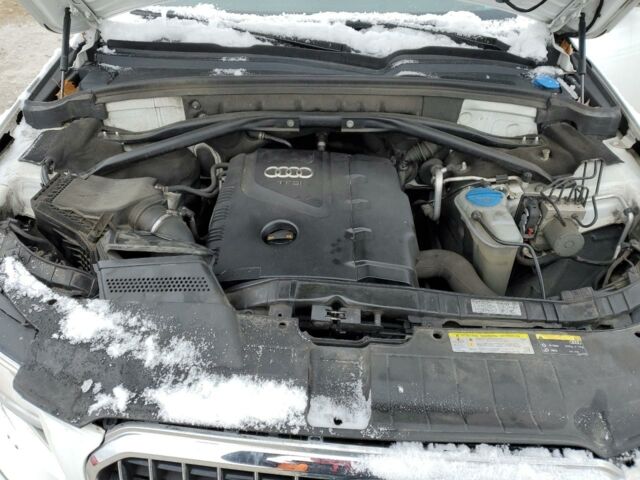 Белый Ауди Ку 5, объемом двигателя 2 л и пробегом 243 тыс. км за 9300 $, фото 11 на Automoto.ua