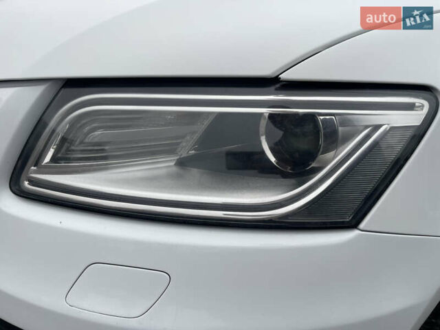 Білий Ауді Ку 5, об'ємом двигуна 2 л та пробігом 199 тис. км за 20900 $, фото 11 на Automoto.ua