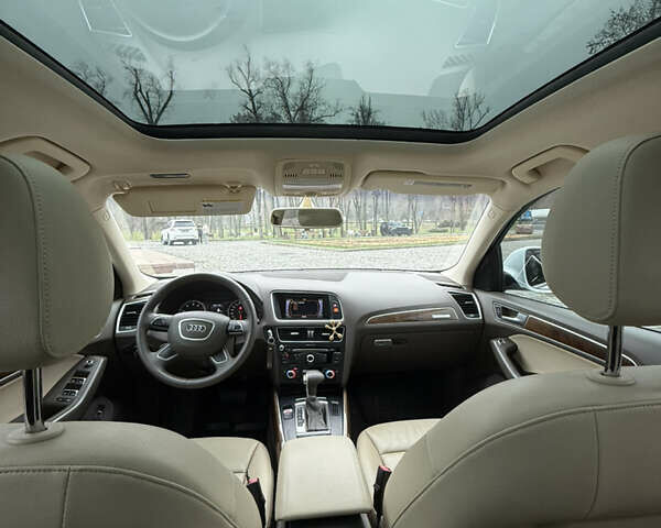 Белый Ауди Ку 5, объемом двигателя 1.98 л и пробегом 229 тыс. км за 15000 $, фото 34 на Automoto.ua