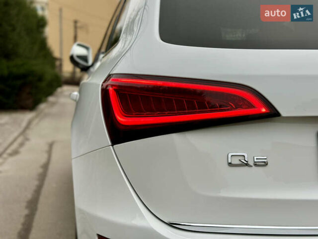 Белый Ауди Ку 5, объемом двигателя 1.98 л и пробегом 191 тыс. км за 16999 $, фото 14 на Automoto.ua