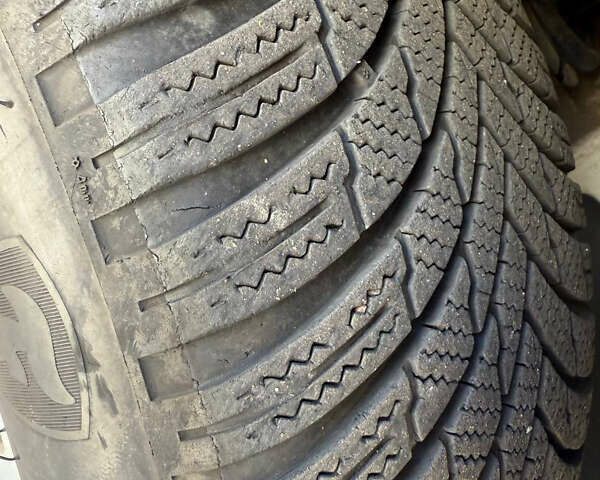 Белый Ауди Ку 5, объемом двигателя 1.98 л и пробегом 155 тыс. км за 14999 $, фото 12 на Automoto.ua