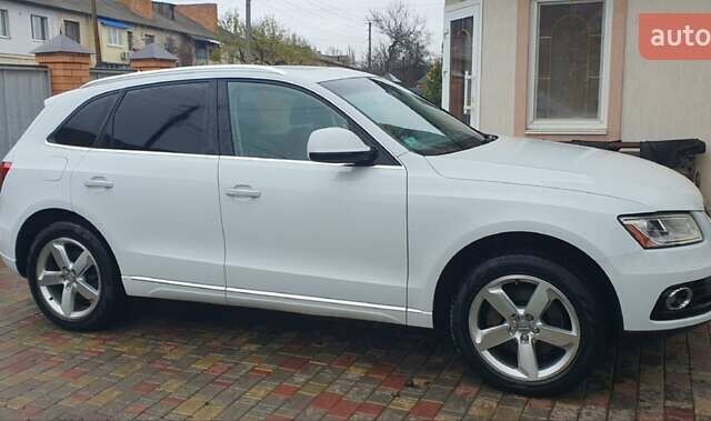 Белый Ауди Ку 5, объемом двигателя 3 л и пробегом 133 тыс. км за 21500 $, фото 4 на Automoto.ua