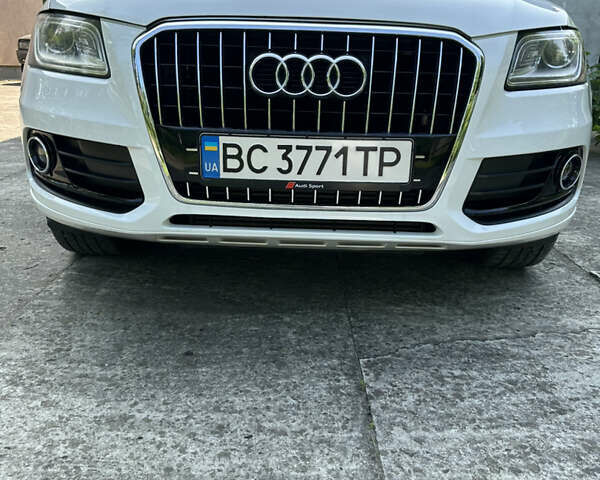 Белый Ауди Ку 5, объемом двигателя 1.98 л и пробегом 155 тыс. км за 15800 $, фото 10 на Automoto.ua