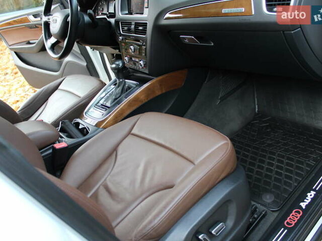 Белый Ауди Ку 5, объемом двигателя 1.98 л и пробегом 157 тыс. км за 16700 $, фото 20 на Automoto.ua