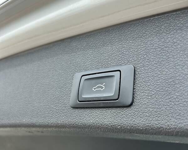 Білий Ауді Ку 5, об'ємом двигуна 1.98 л та пробігом 226 тис. км за 16900 $, фото 17 на Automoto.ua