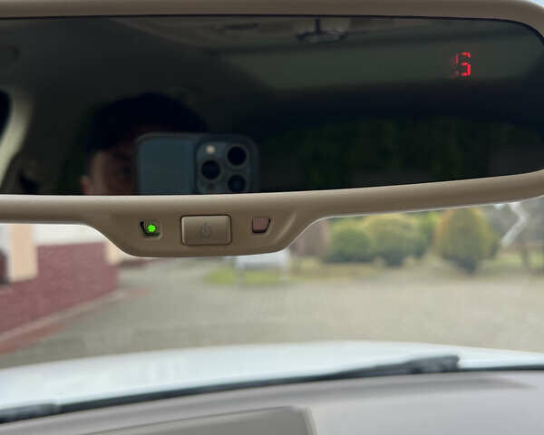 Білий Ауді Ку 5, об'ємом двигуна 2 л та пробігом 205 тис. км за 13450 $, фото 26 на Automoto.ua