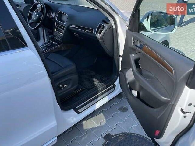 Белый Ауди Ку 5, объемом двигателя 1.98 л и пробегом 113 тыс. км за 17900 $, фото 15 на Automoto.ua