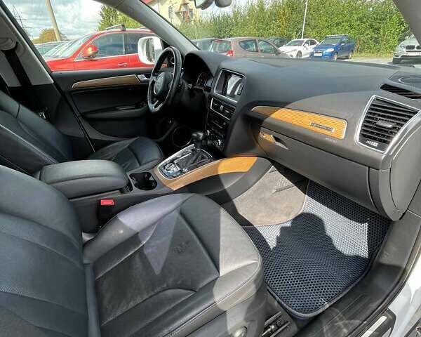 Білий Ауді Ку 5, об'ємом двигуна 2.97 л та пробігом 162 тис. км за 21500 $, фото 28 на Automoto.ua