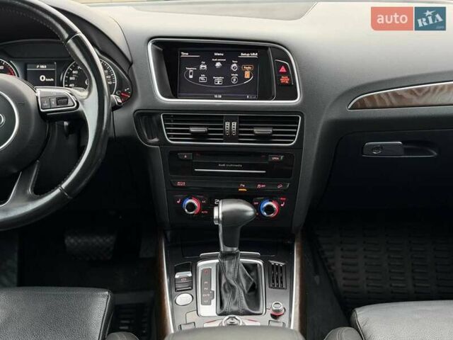 Білий Ауді Ку 5, об'ємом двигуна 1.98 л та пробігом 167 тис. км за 17000 $, фото 48 на Automoto.ua