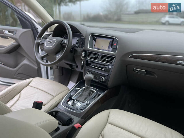 Білий Ауді Ку 5, об'ємом двигуна 2 л та пробігом 253 тис. км за 13500 $, фото 18 на Automoto.ua