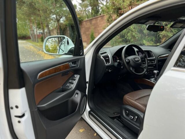 Білий Ауді Ку 5, об'ємом двигуна 2 л та пробігом 167 тис. км за 14699 $, фото 6 на Automoto.ua