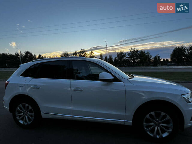 Белый Ауди Ку 5, объемом двигателя 1.98 л и пробегом 146 тыс. км за 16500 $, фото 1 на Automoto.ua