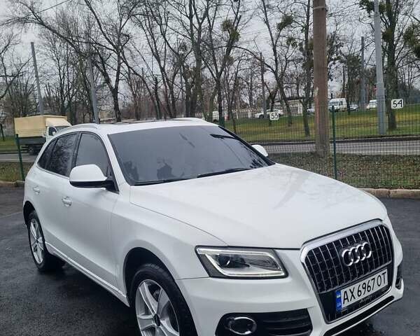 Белый Ауди Ку 5, объемом двигателя 1.98 л и пробегом 129 тыс. км за 15000 $, фото 6 на Automoto.ua