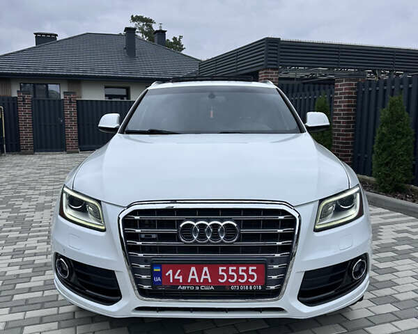 Белый Ауди Ку 5, объемом двигателя 2 л и пробегом 204 тыс. км за 13500 $, фото 4 на Automoto.ua