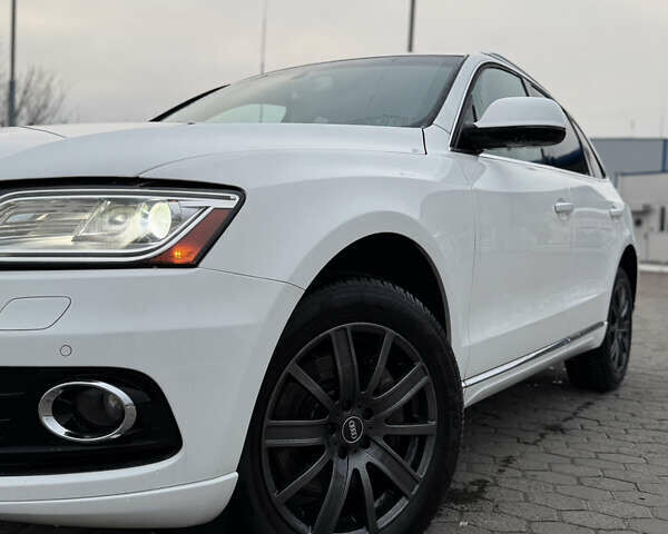 Белый Ауди Ку 5, объемом двигателя 3 л и пробегом 244 тыс. км за 18900 $, фото 2 на Automoto.ua