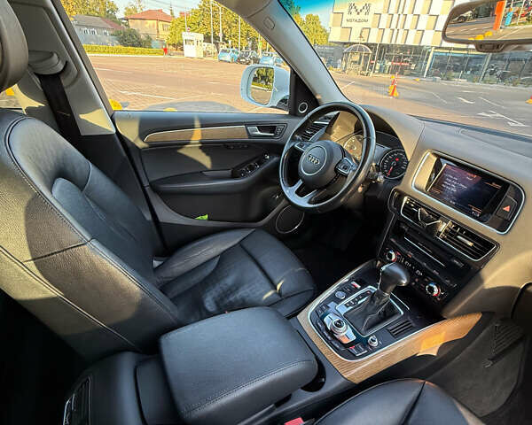 Белый Ауди Ку 5, объемом двигателя 2.97 л и пробегом 199 тыс. км за 23500 $, фото 43 на Automoto.ua