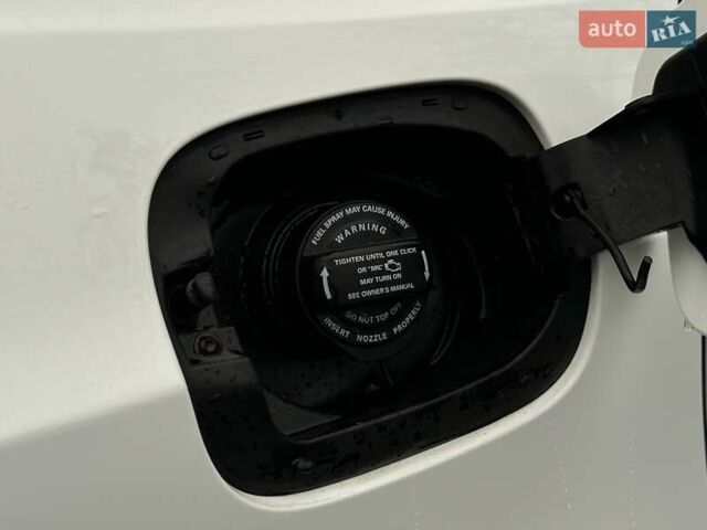 Белый Ауди Ку 5, объемом двигателя 1.98 л и пробегом 176 тыс. км за 17999 $, фото 18 на Automoto.ua