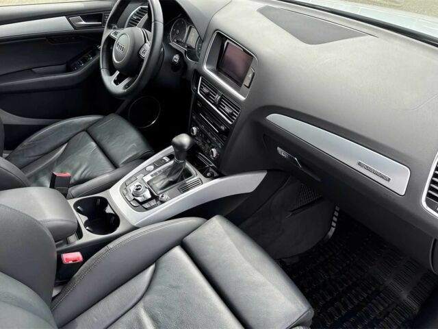 Белый Ауди Ку 5, объемом двигателя 3 л и пробегом 70 тыс. км за 3700 $, фото 7 на Automoto.ua