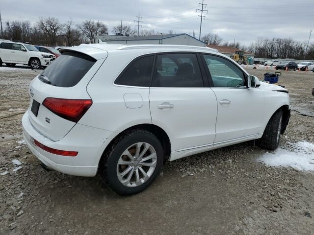 Белый Ауди Ку 5, объемом двигателя 2 л и пробегом 243 тыс. км за 9300 $, фото 5 на Automoto.ua