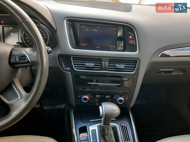 Белый Ауди Ку 5, объемом двигателя 1.98 л и пробегом 115 тыс. км за 16900 $, фото 14 на Automoto.ua