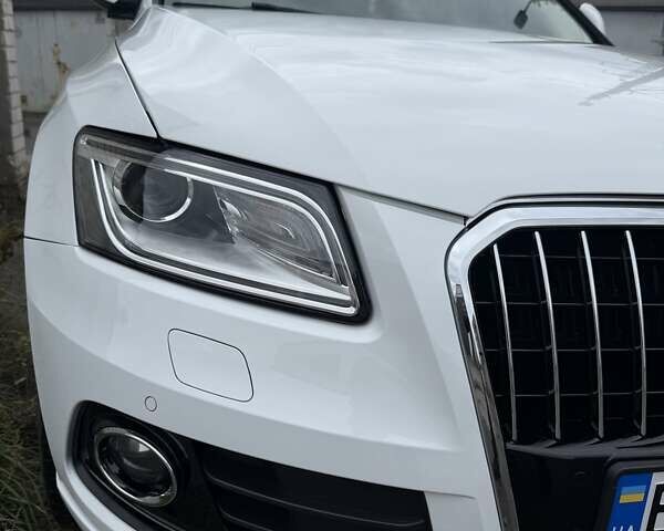 Белый Ауди Ку 5, объемом двигателя 1.98 л и пробегом 209 тыс. км за 15700 $, фото 19 на Automoto.ua