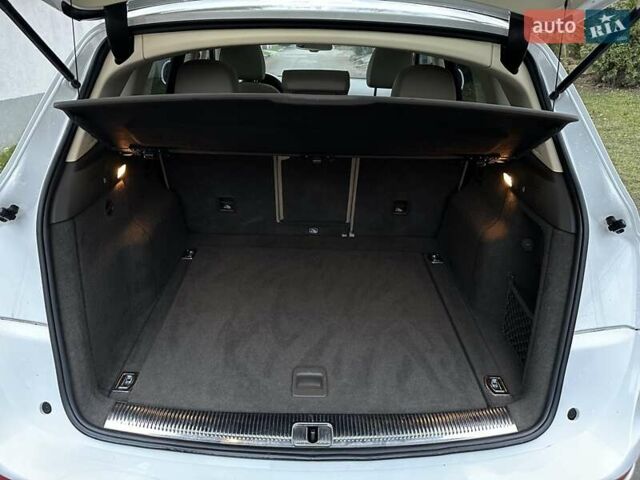 Білий Ауді Ку 5, об'ємом двигуна 1.98 л та пробігом 152 тис. км за 17950 $, фото 16 на Automoto.ua