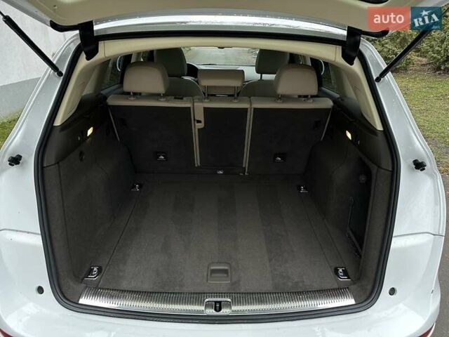 Белый Ауди Ку 5, объемом двигателя 1.98 л и пробегом 176 тыс. км за 17999 $, фото 22 на Automoto.ua