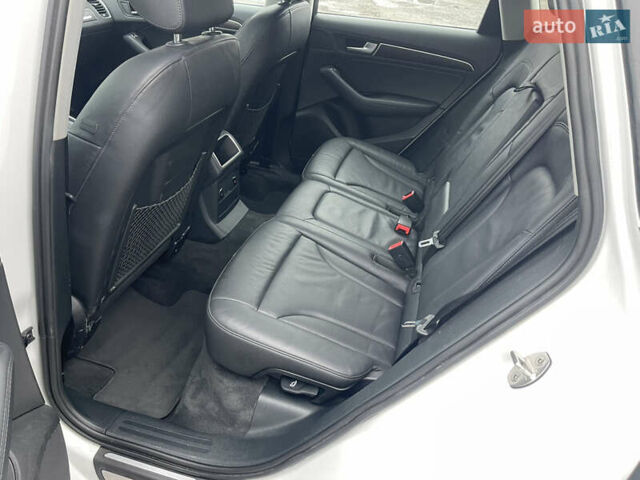 Білий Ауді Ку 5, об'ємом двигуна 2 л та пробігом 199 тис. км за 20900 $, фото 28 на Automoto.ua