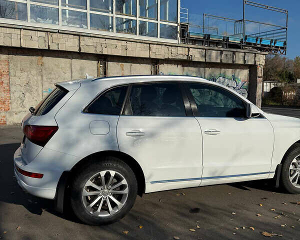 Белый Ауди Ку 5, объемом двигателя 1.98 л и пробегом 155 тыс. км за 14999 $, фото 1 на Automoto.ua