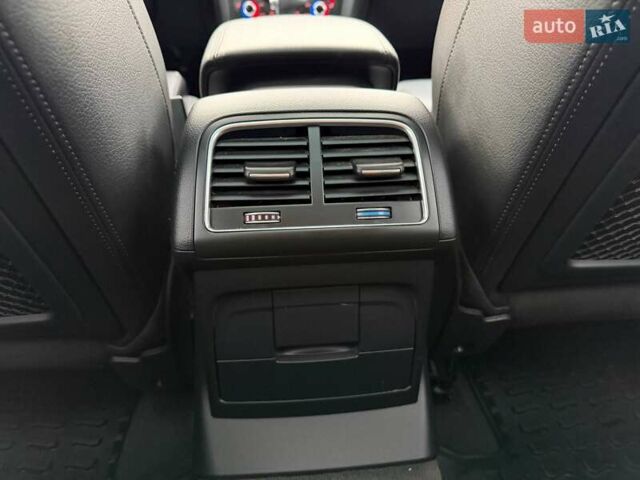 Білий Ауді Ку 5, об'ємом двигуна 1.98 л та пробігом 167 тис. км за 17000 $, фото 44 на Automoto.ua